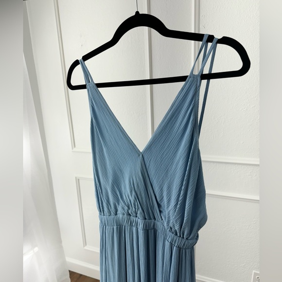 Lulu’s Maxi Dress - Picture 2 of 3